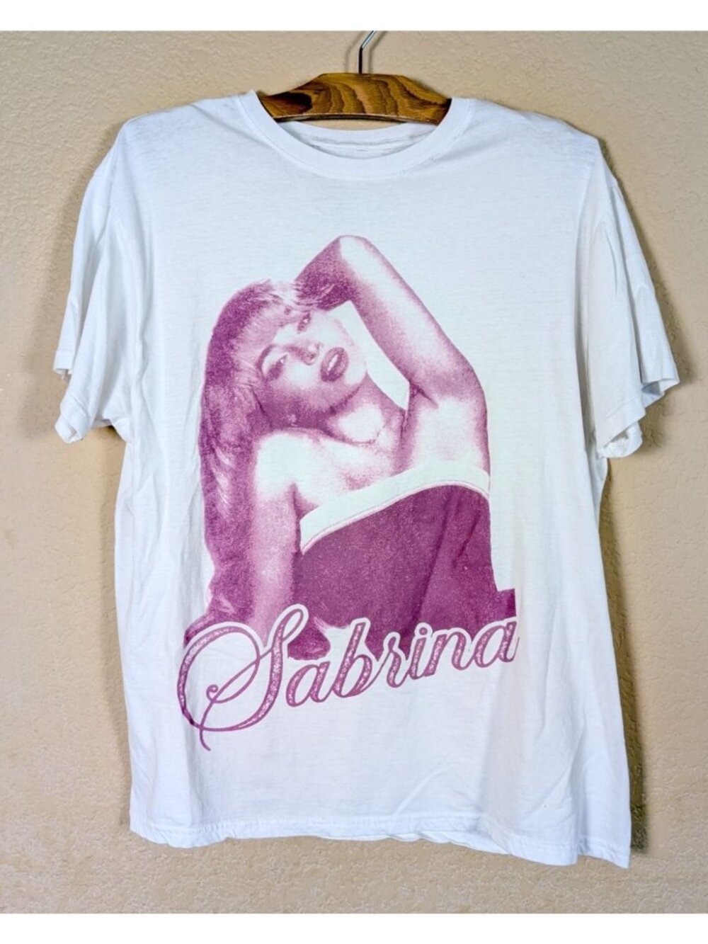 Sabrina Carpenter Graphic T-Shirt XL White Pink Portrait Pop
